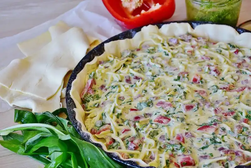 creamy spinach quiche 1653382675 3684