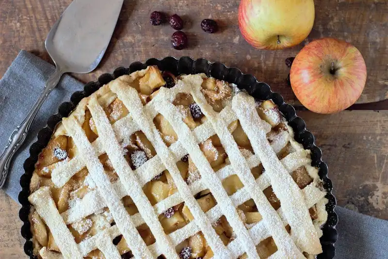 steps to making your classic apple pie 1652890333 6997