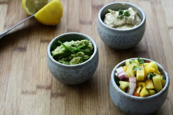 The Perfect Guacamole Recipe- How to Make Your Own in Minutes